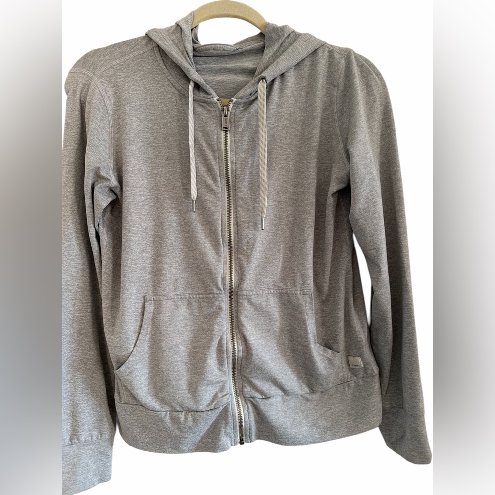 Vuori Women's Light Gray Zip-Up Hoodie